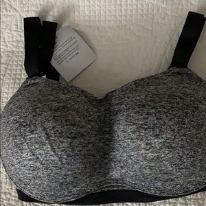 NWT  Victoria Secret ultimate bra 32 DD